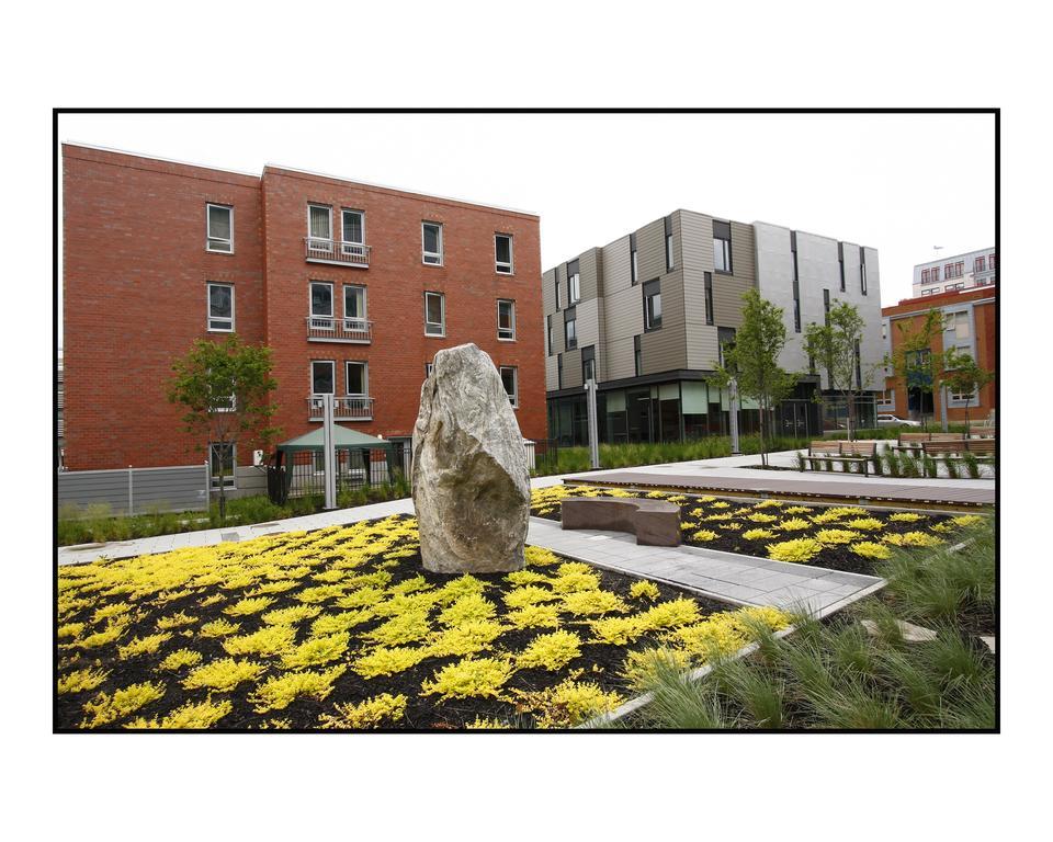 魁北克大学公寓 外观 照片
